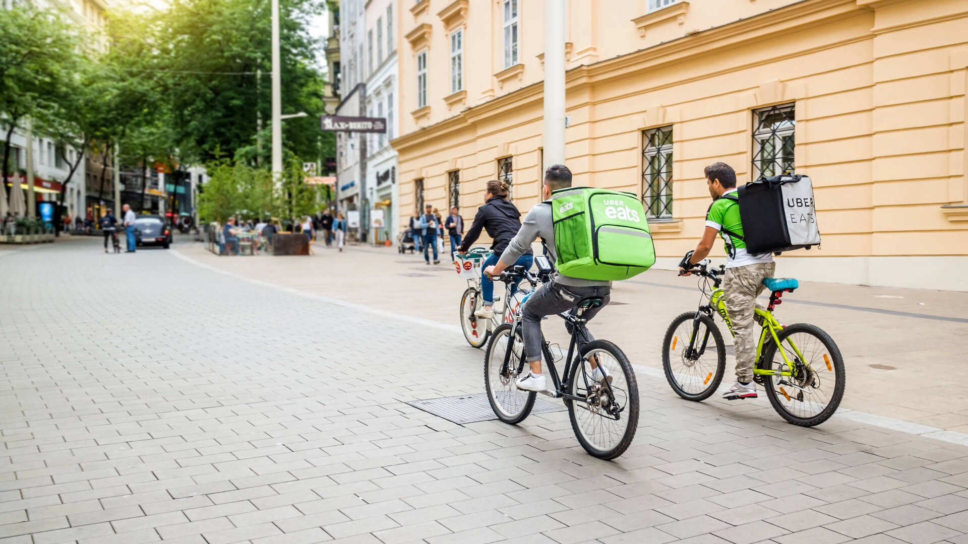 Your Key to Independence: A Senior’s Guide to Ride-Sharing and Delivery Apps